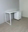 Письменный стол с тумбой-1