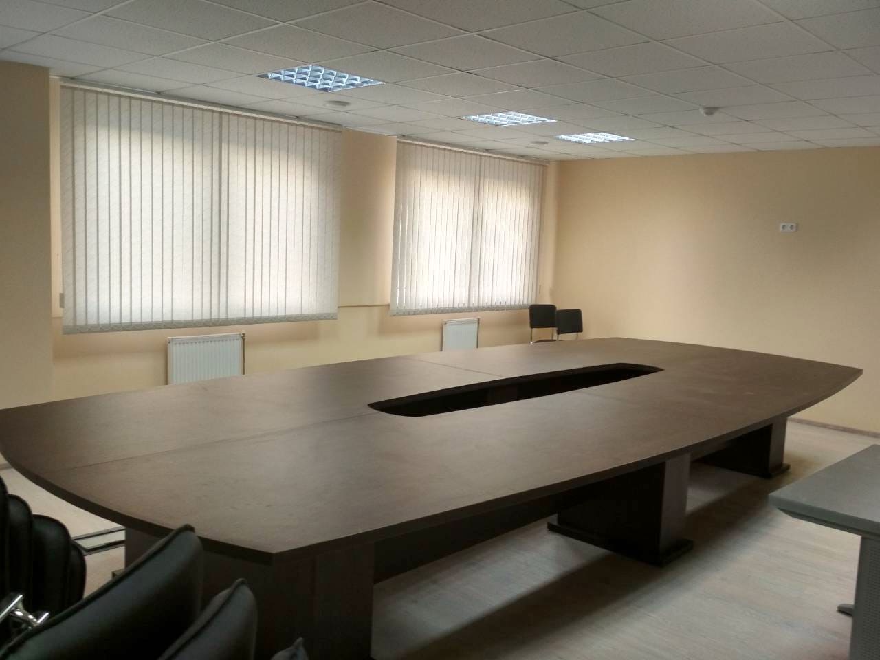 Стол для конференцзала