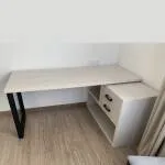 Угловой компьютерный стол