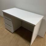 Стол письменный три ящика левый